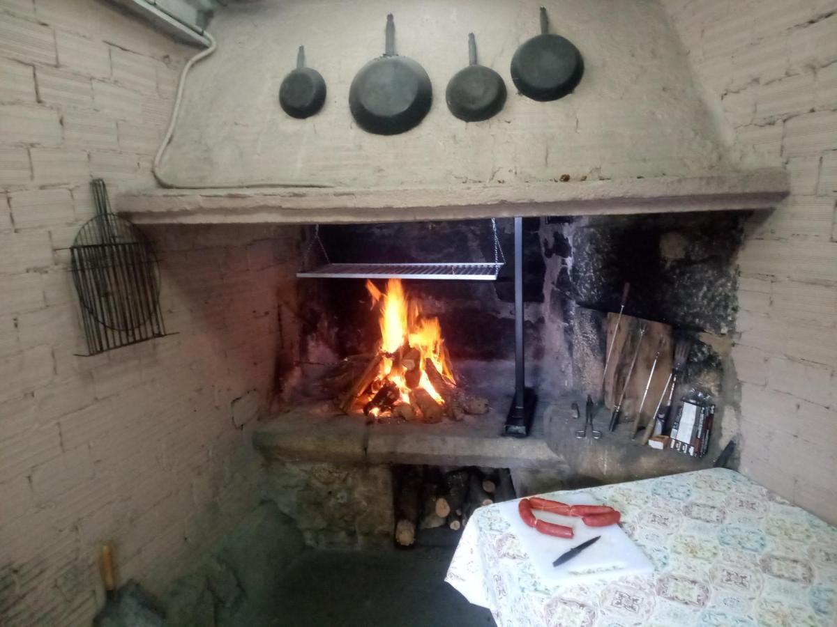 A Casa De Lucha Guest House Meis Luaran gambar